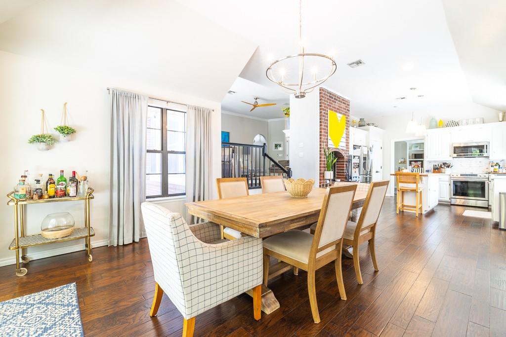 633 Lookout Circle