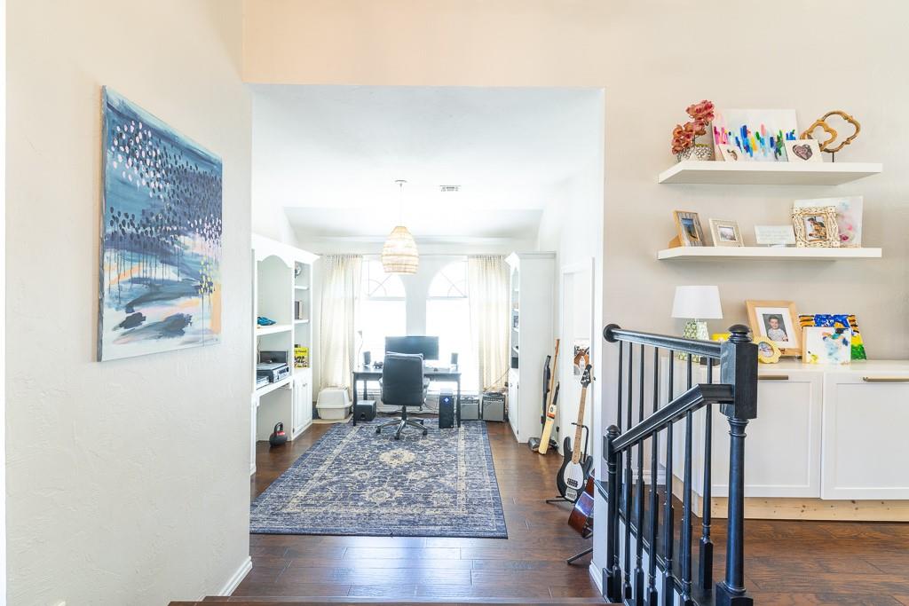 633 Lookout Circle
