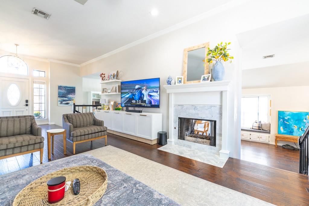 633 Lookout Circle
