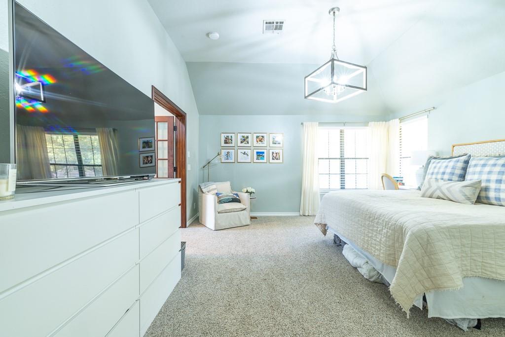 633 Lookout Circle