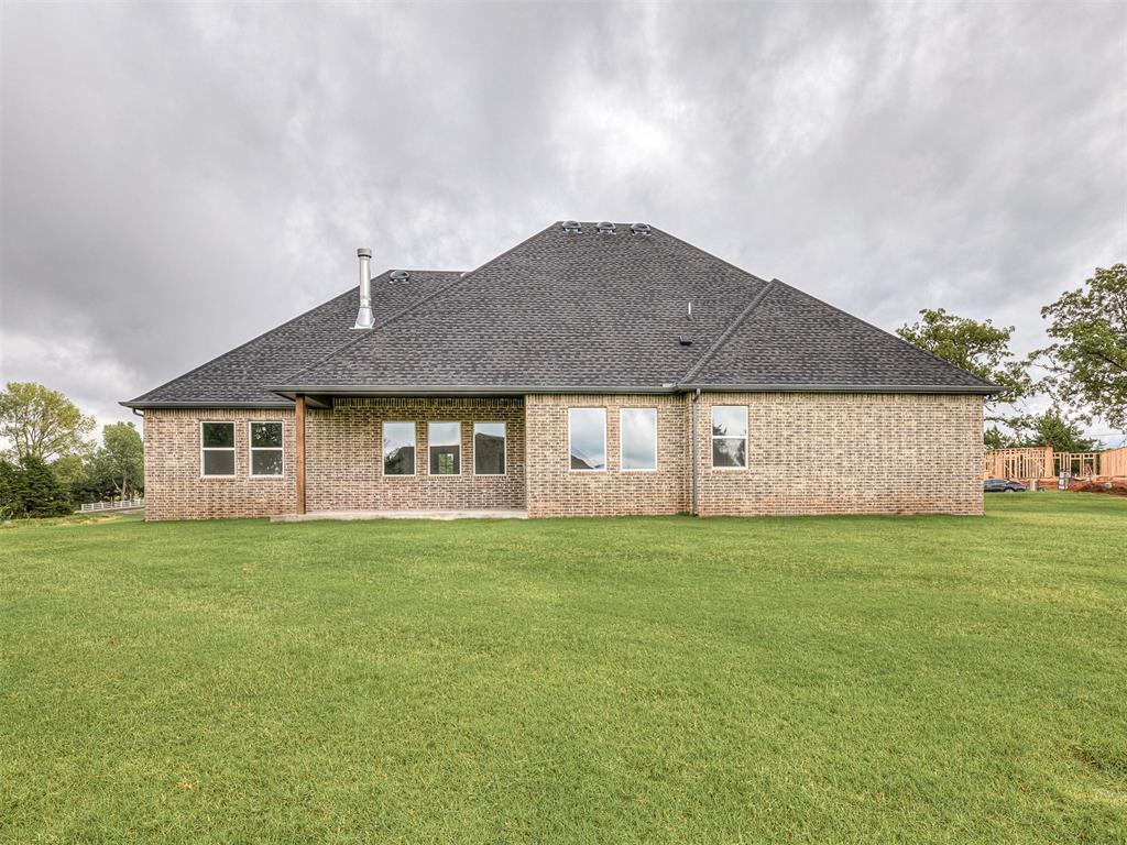 8215 Waxwing Way