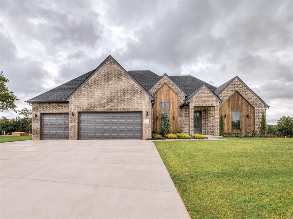8215 Waxwing Way