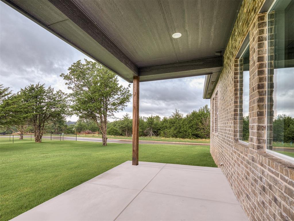 8215 Waxwing Way