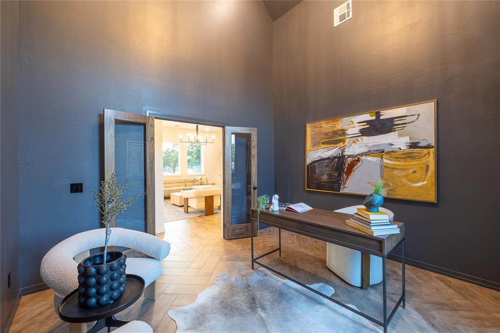 8215 Waxwing Way