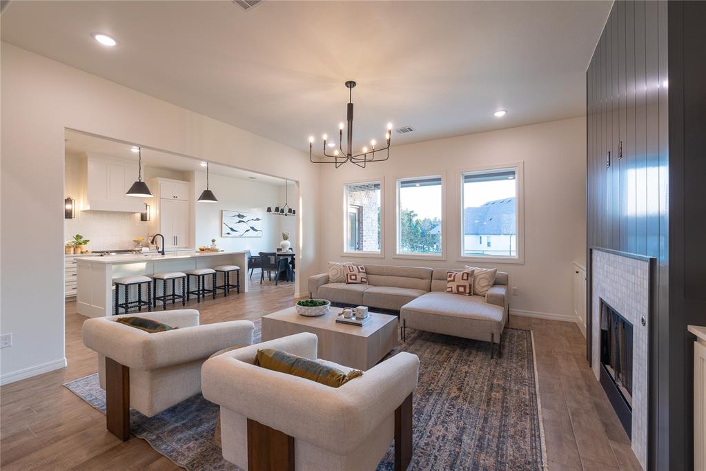 8215 Waxwing Way