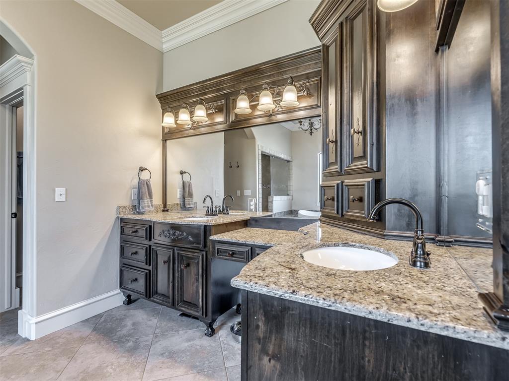 6015 Smoky Hill Trail