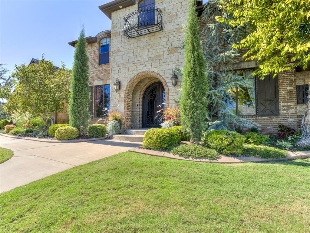 6015 Smoky Hill Trail