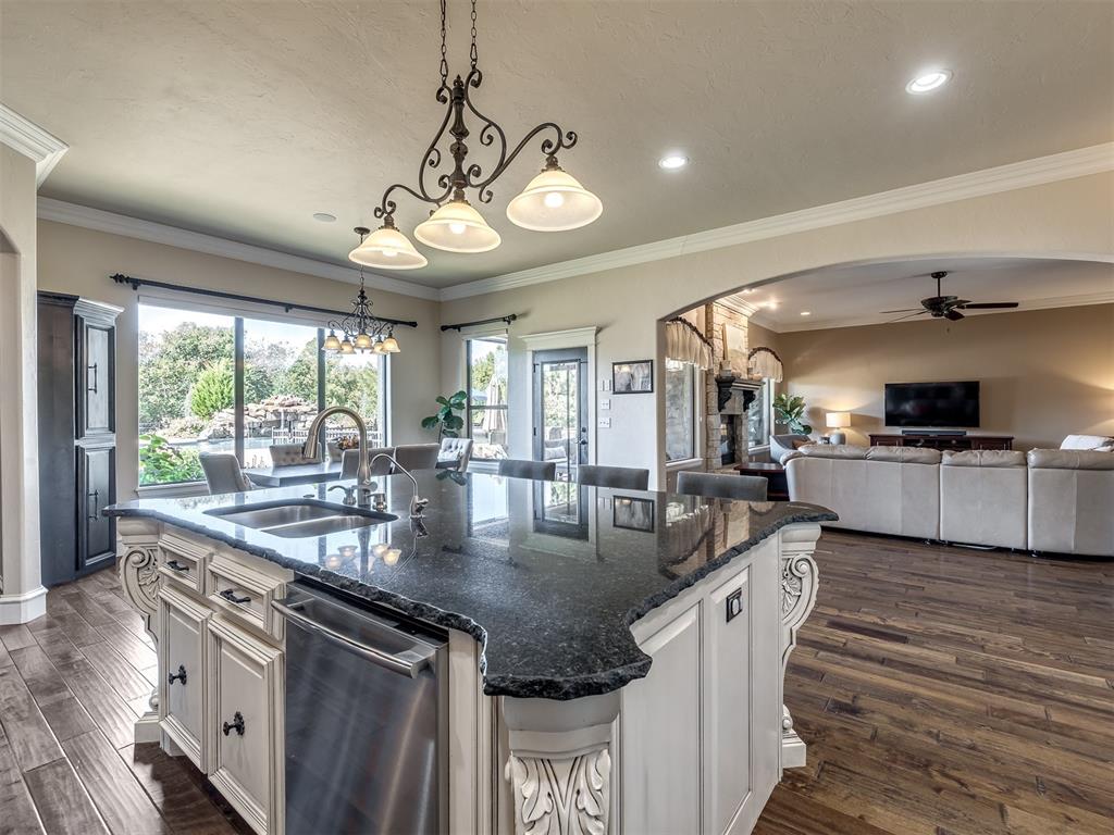 6015 Smoky Hill Trail