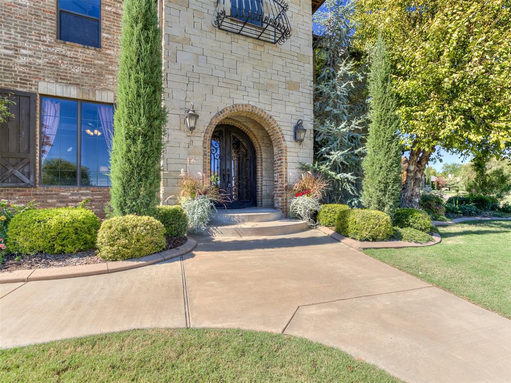 6015 Smoky Hill Trail