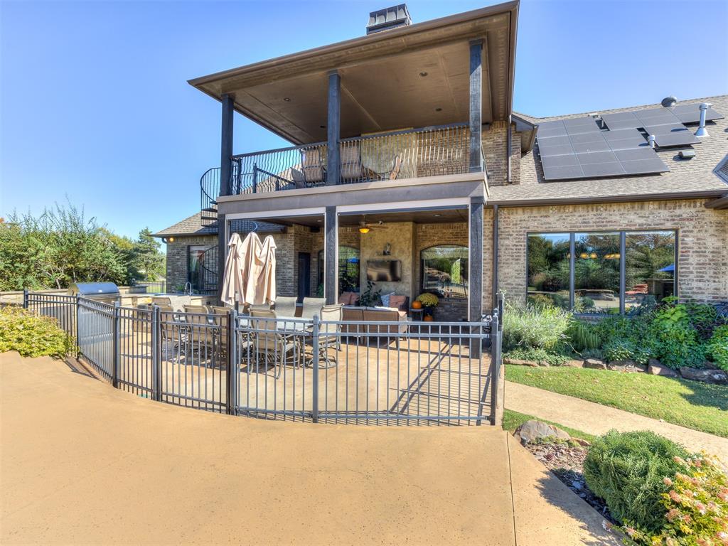 6015 Smoky Hill Trail