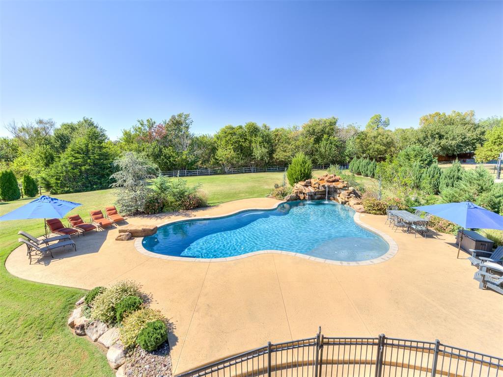 6015 Smoky Hill Trail
