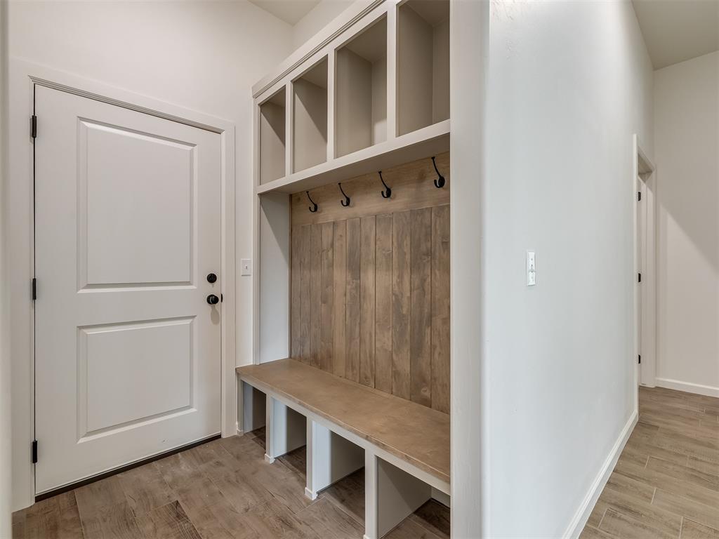 8110 Goldfinch Drive