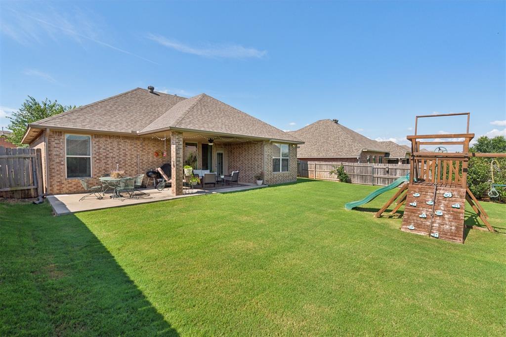 8233 NW 159th Street