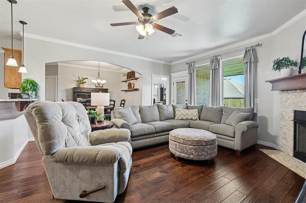 8233 NW 159th Street