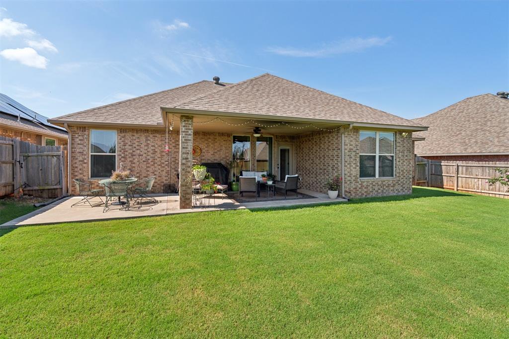 8233 NW 159th Street
