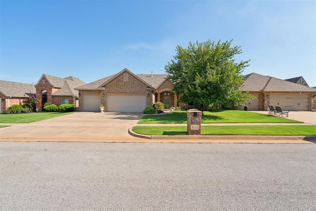 8233 NW 159th Street