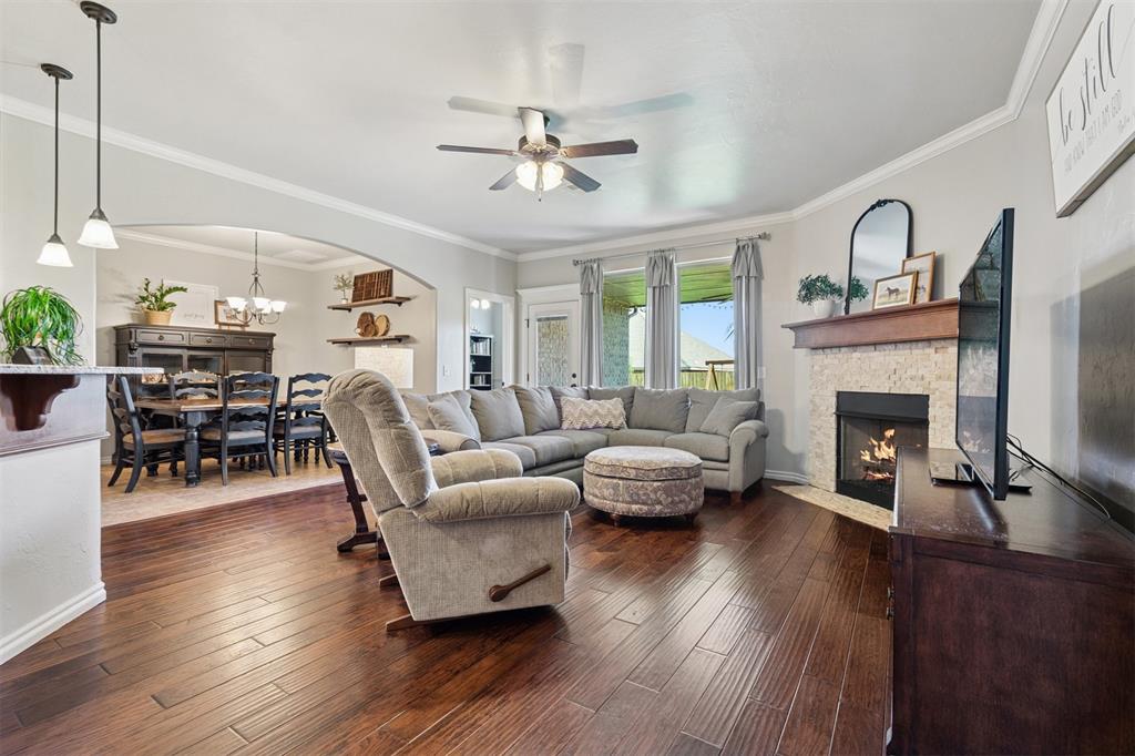 8233 NW 159th Street