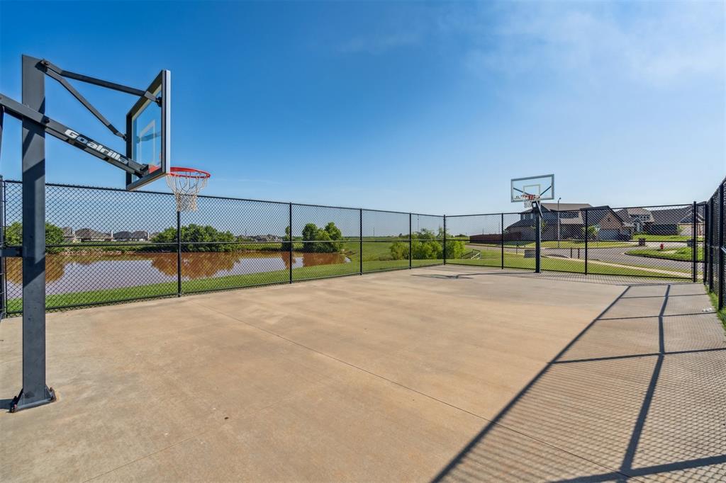 8233 NW 159th Street