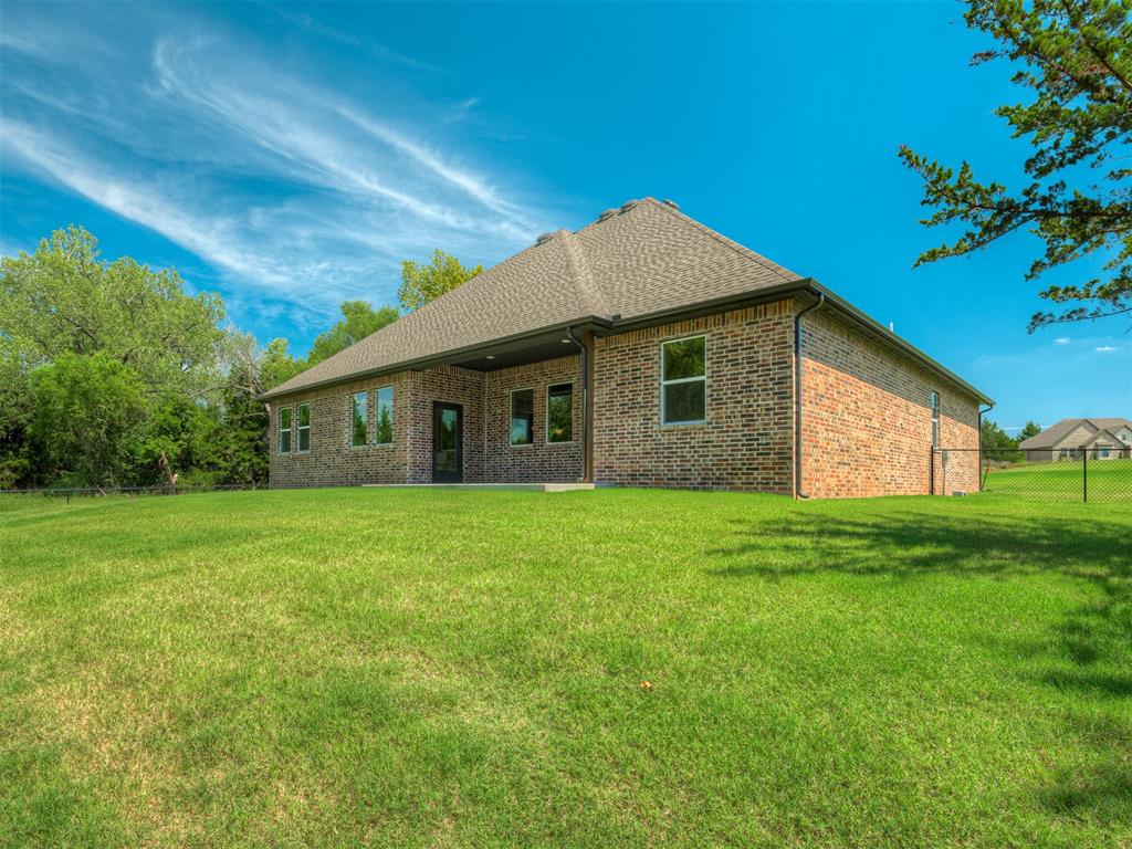 8126 Goldfinch Drive