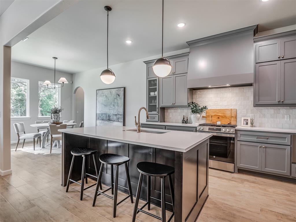 8126 Goldfinch Drive