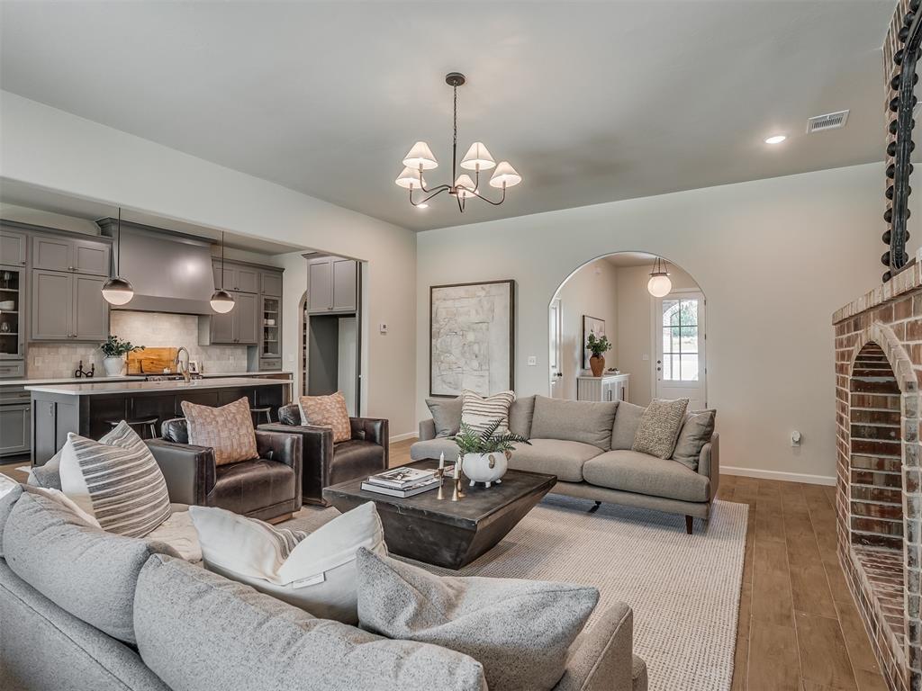 8126 Goldfinch Drive