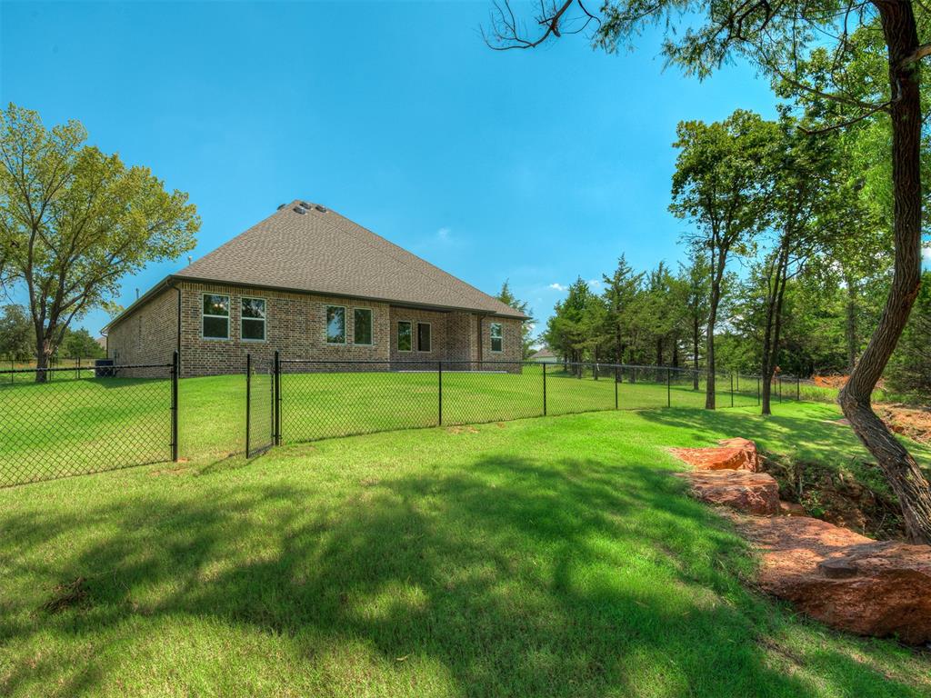 8126 Goldfinch Drive