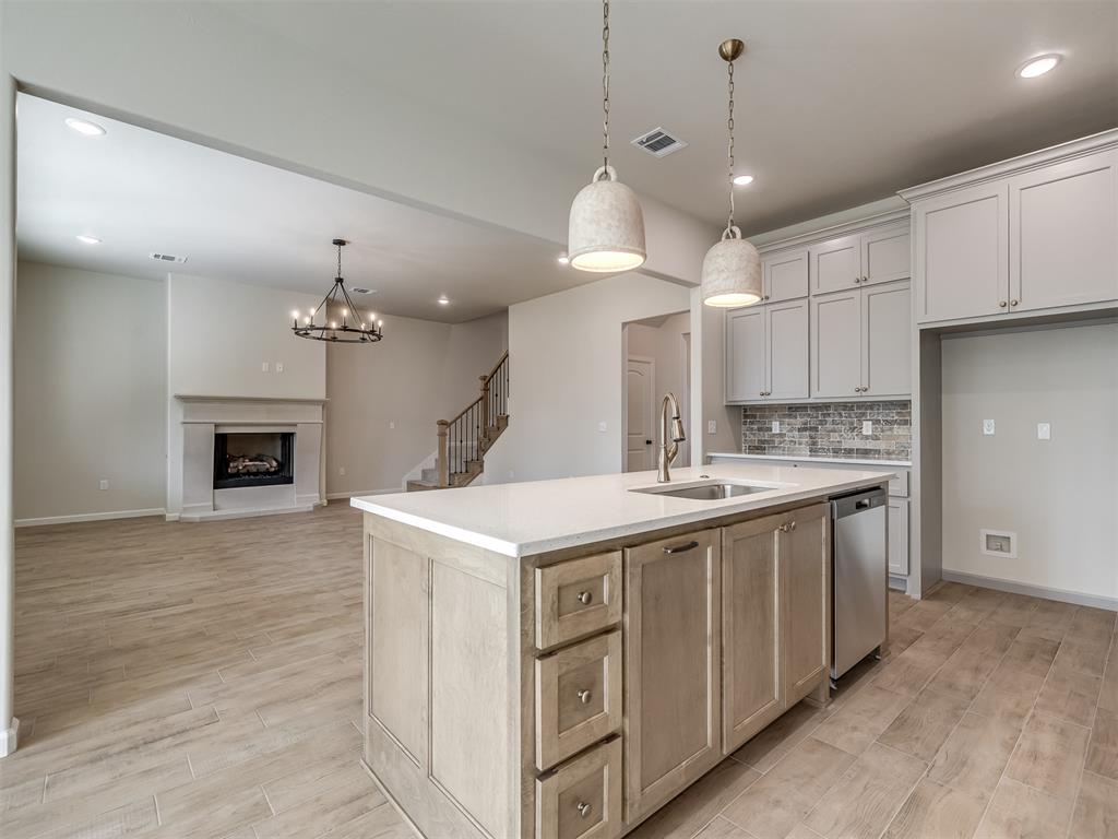 8104 Goldfinch Drive