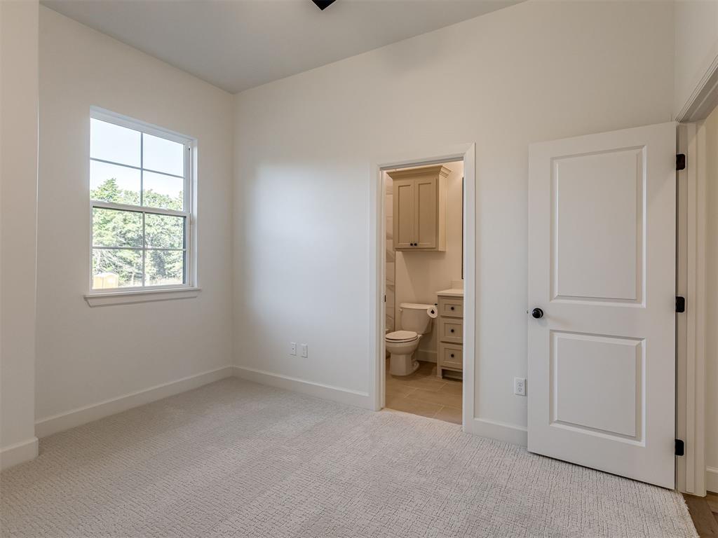 8410 Robin Way