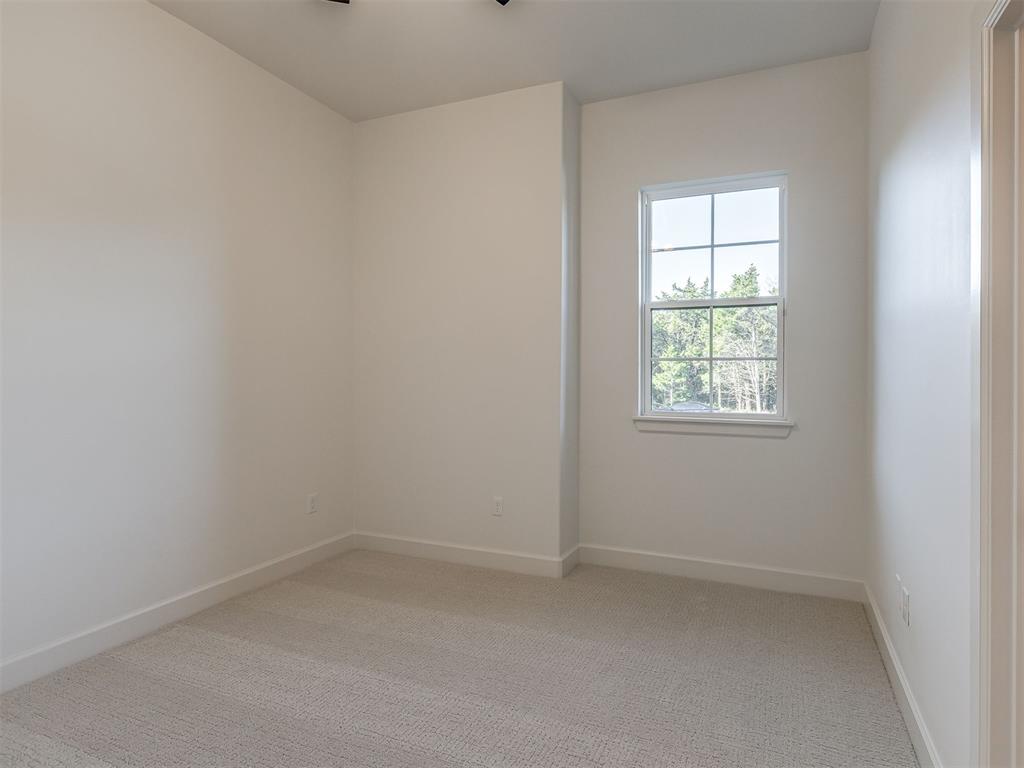 8410 Robin Way