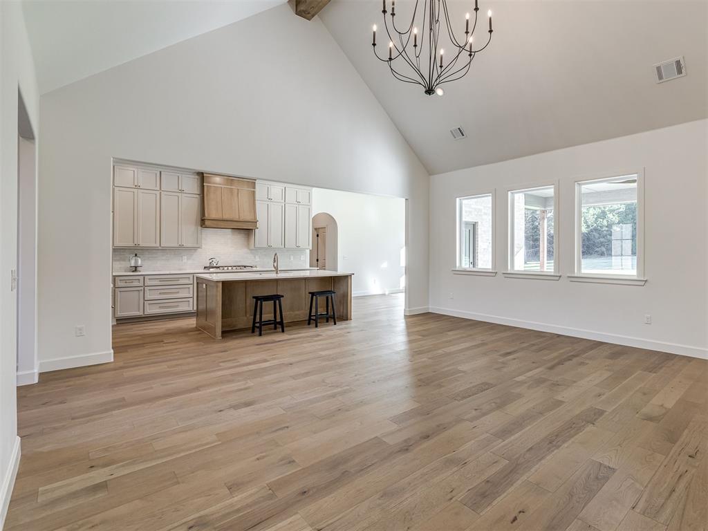 8410 Robin Way