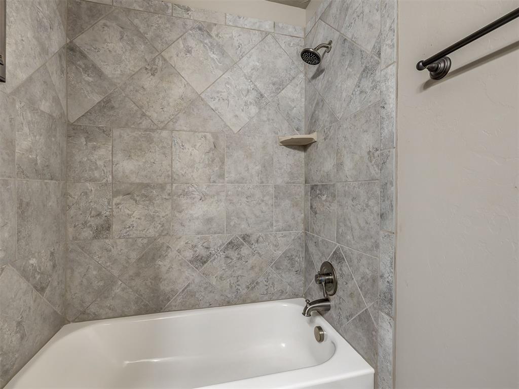 5508 Chateau Lane