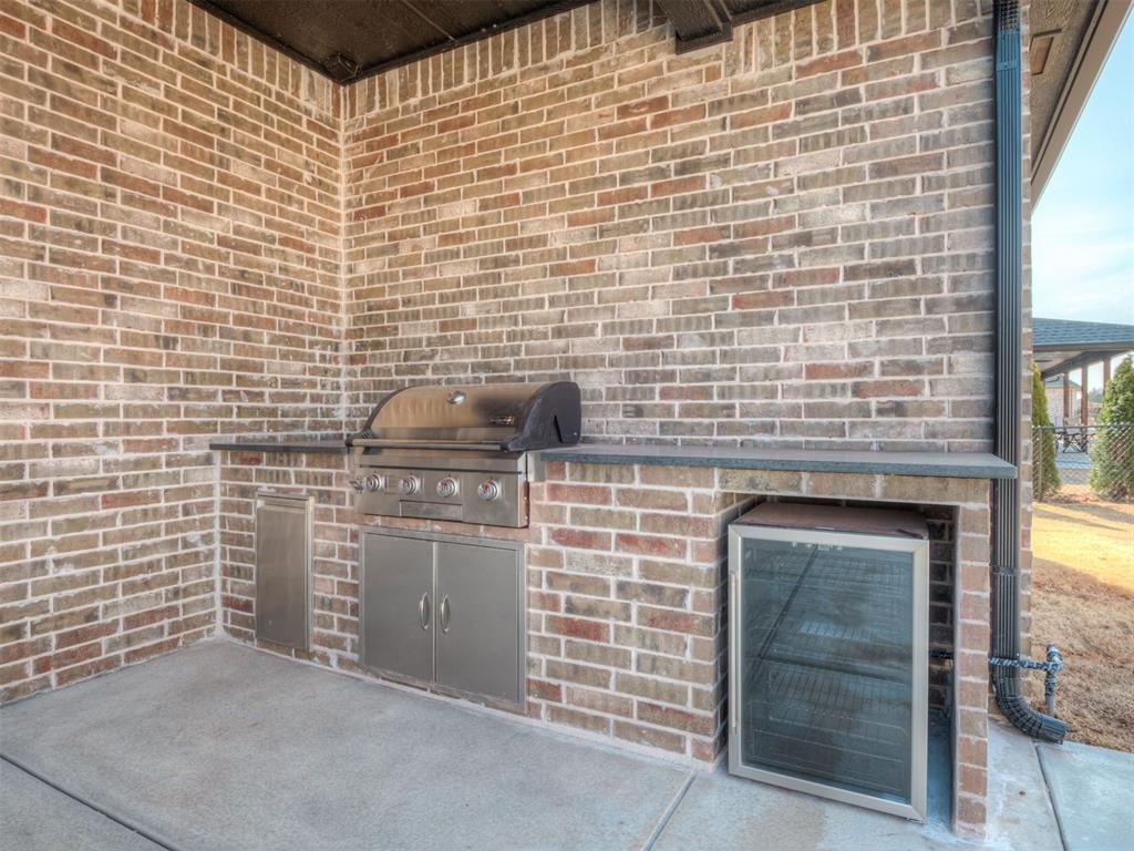8103 Goldfinch Drive