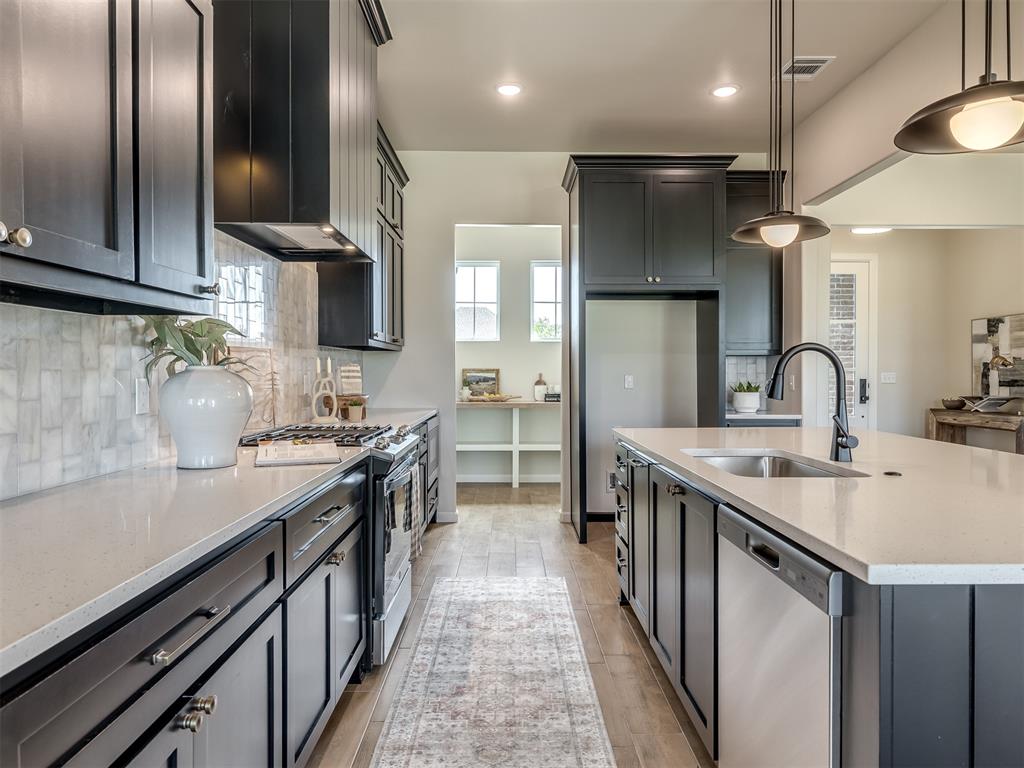 8103 Goldfinch Drive