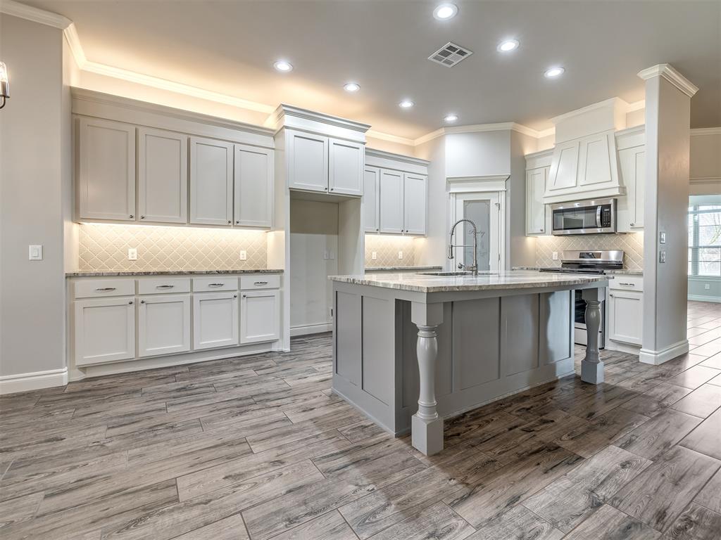 12355 Tall Timbers