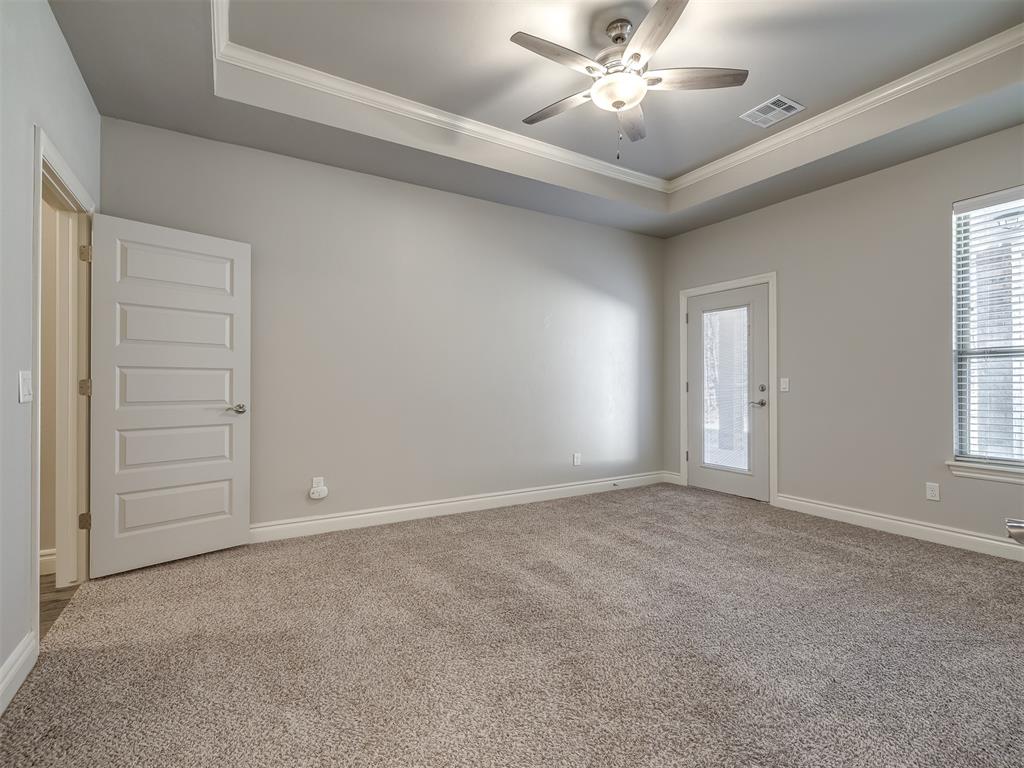 12355 Tall Timbers