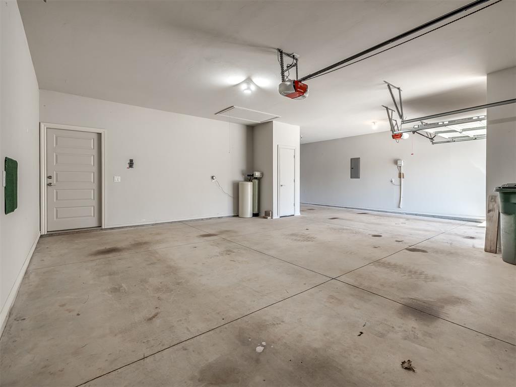 12355 Tall Timbers