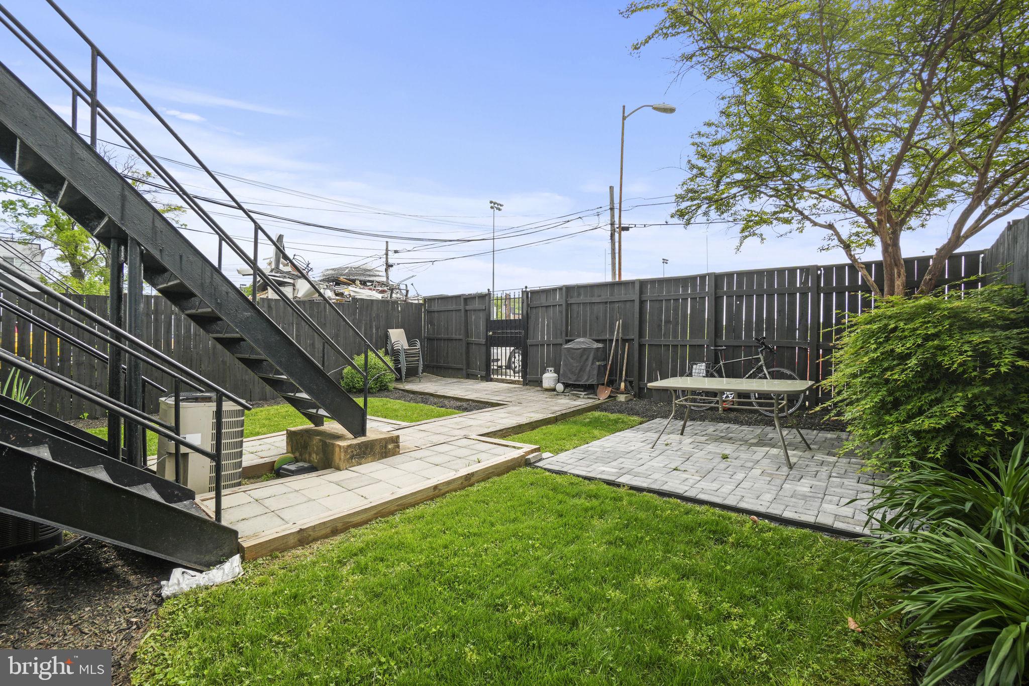 1653 Trinidad Ave NE #2