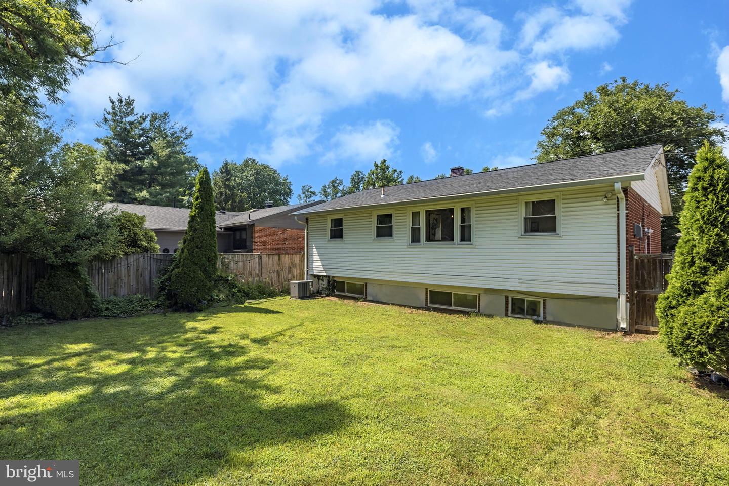 3712 NIMITZ ROAD