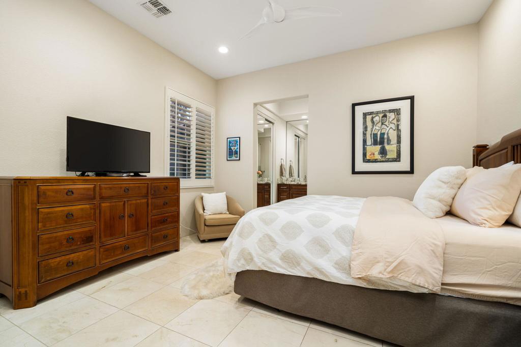 78648 Cabrillo Way