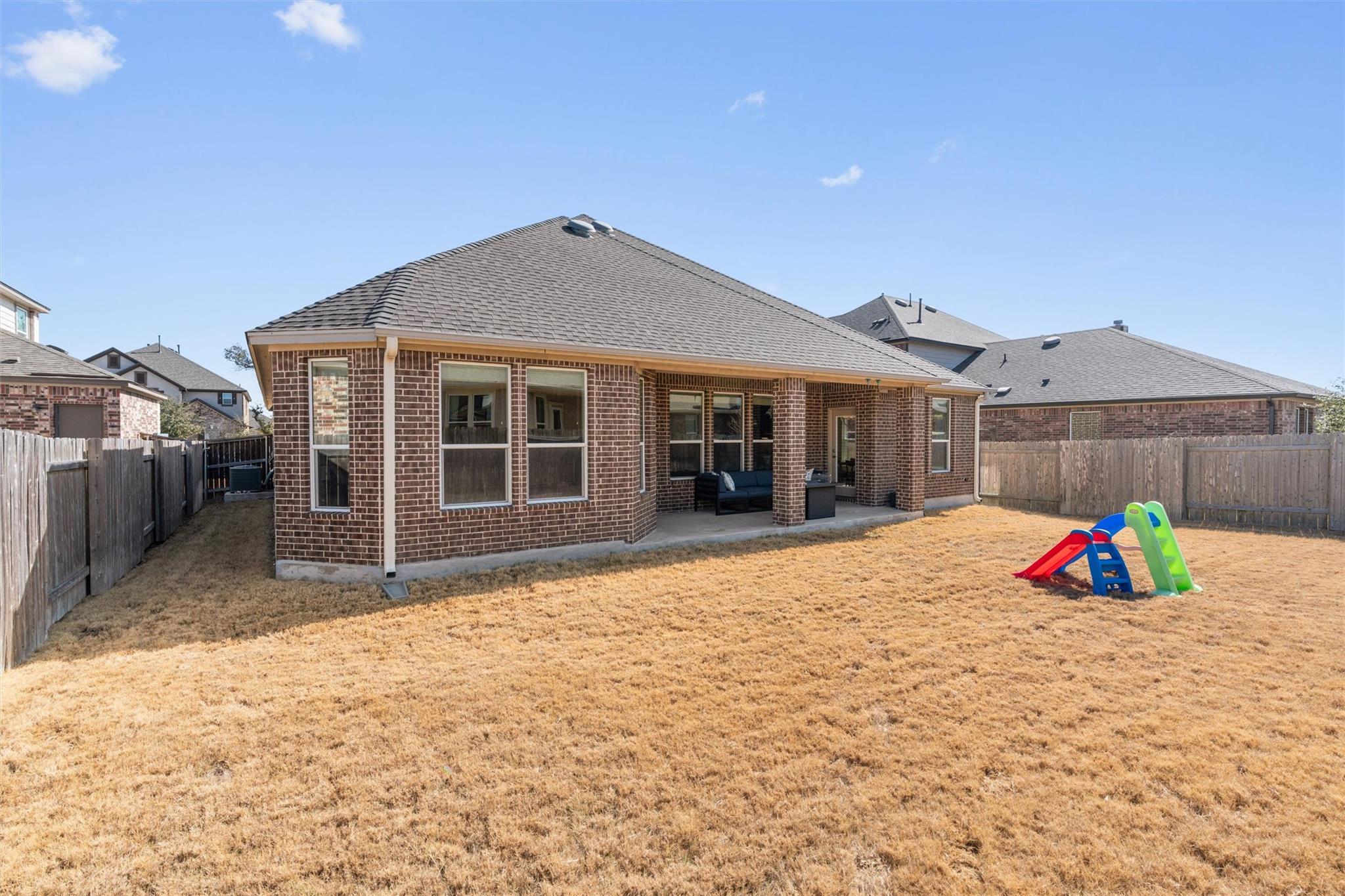 1029 Plano LN