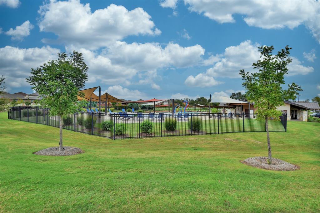 1029 Plano LN