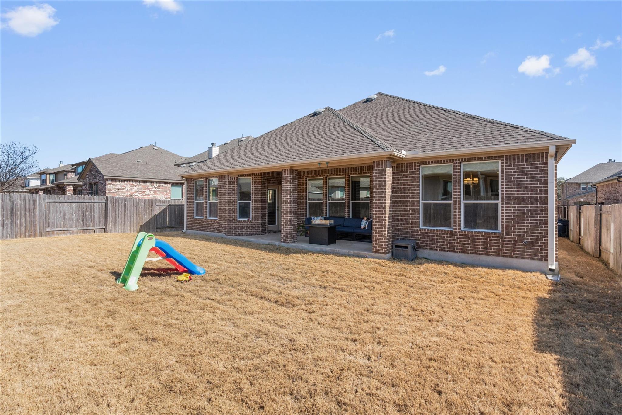 1029 Plano LN