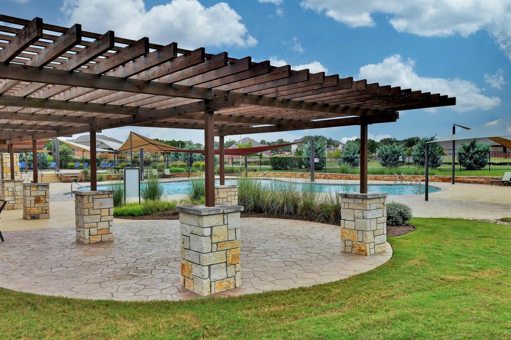 1029 Plano LN