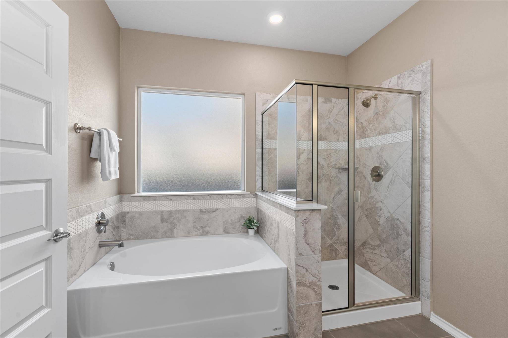 1029 Plano LN