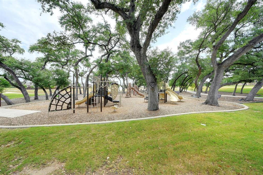 1029 Plano LN