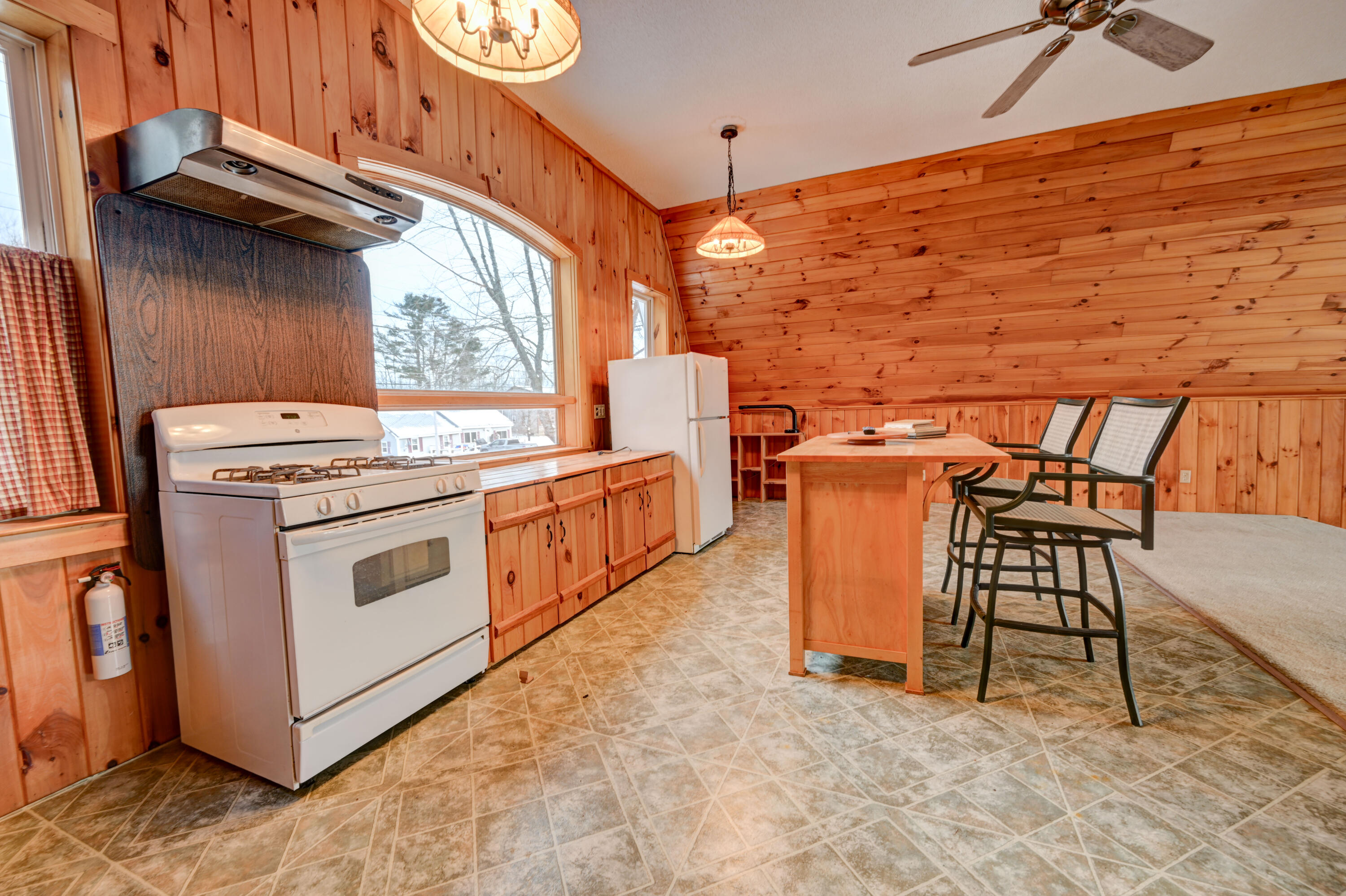 1096 Main Road