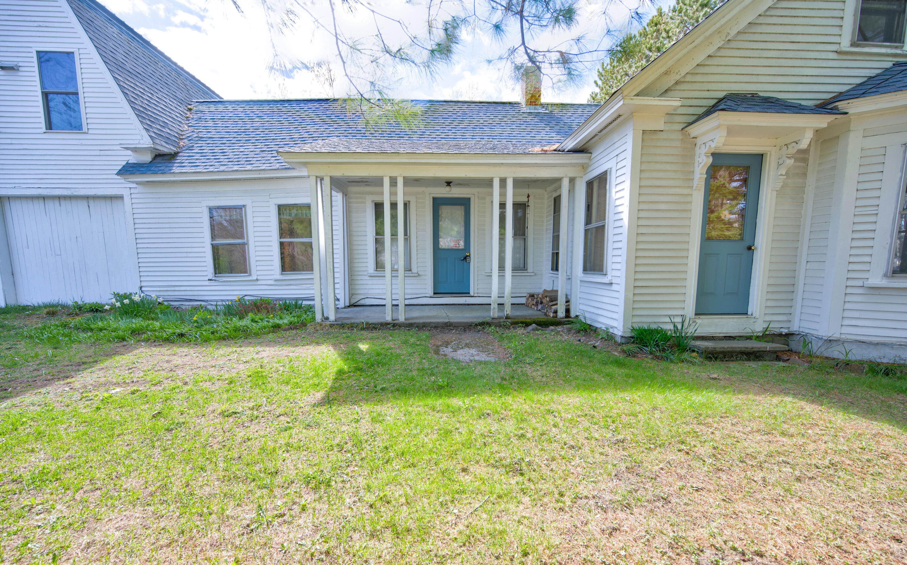 1096 Main Road
