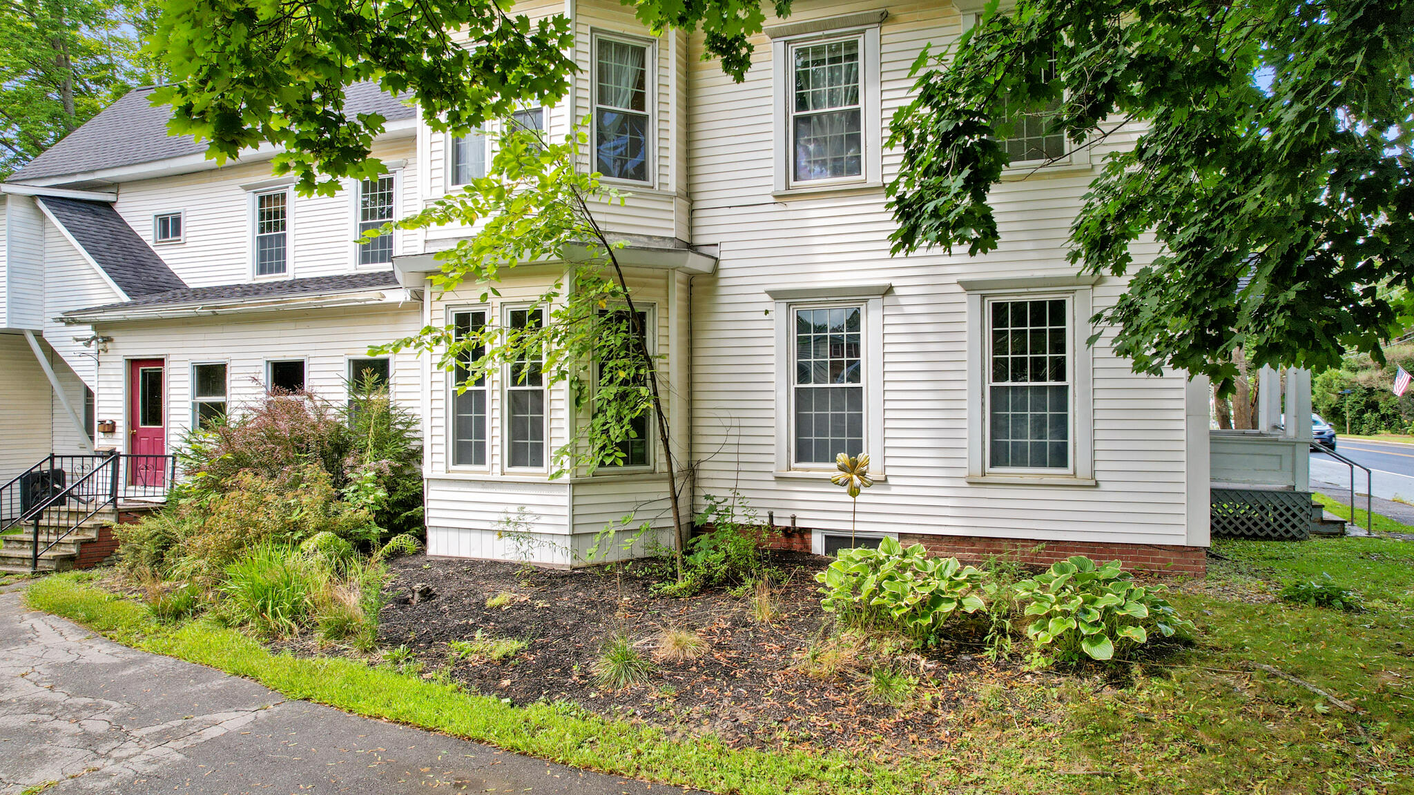 99 Main Street
