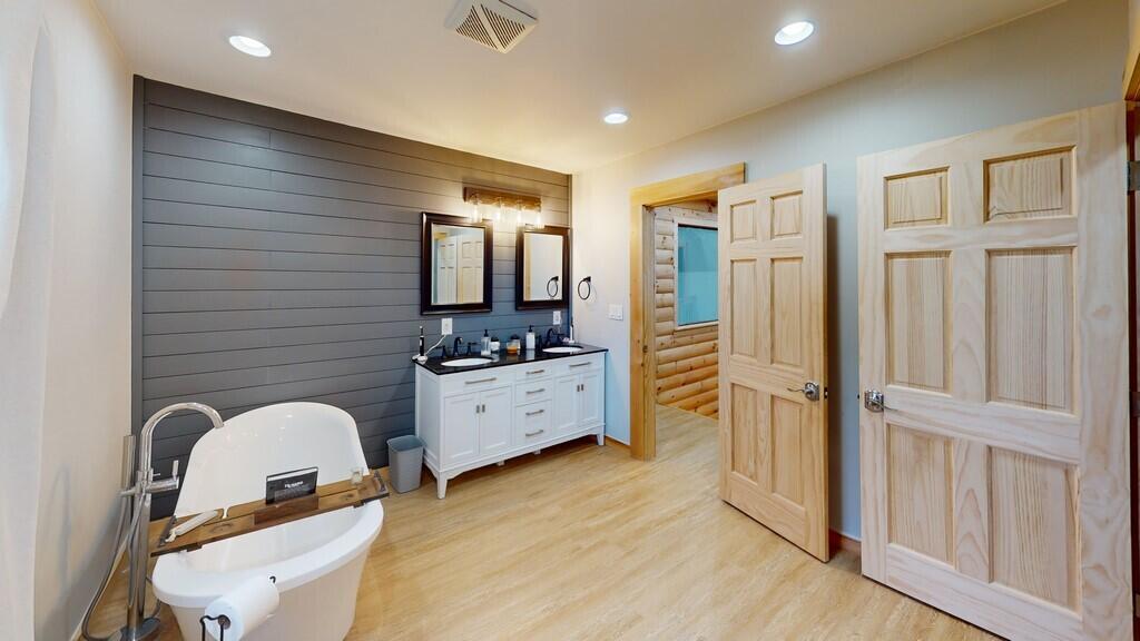 228 Hinckley Hill Road