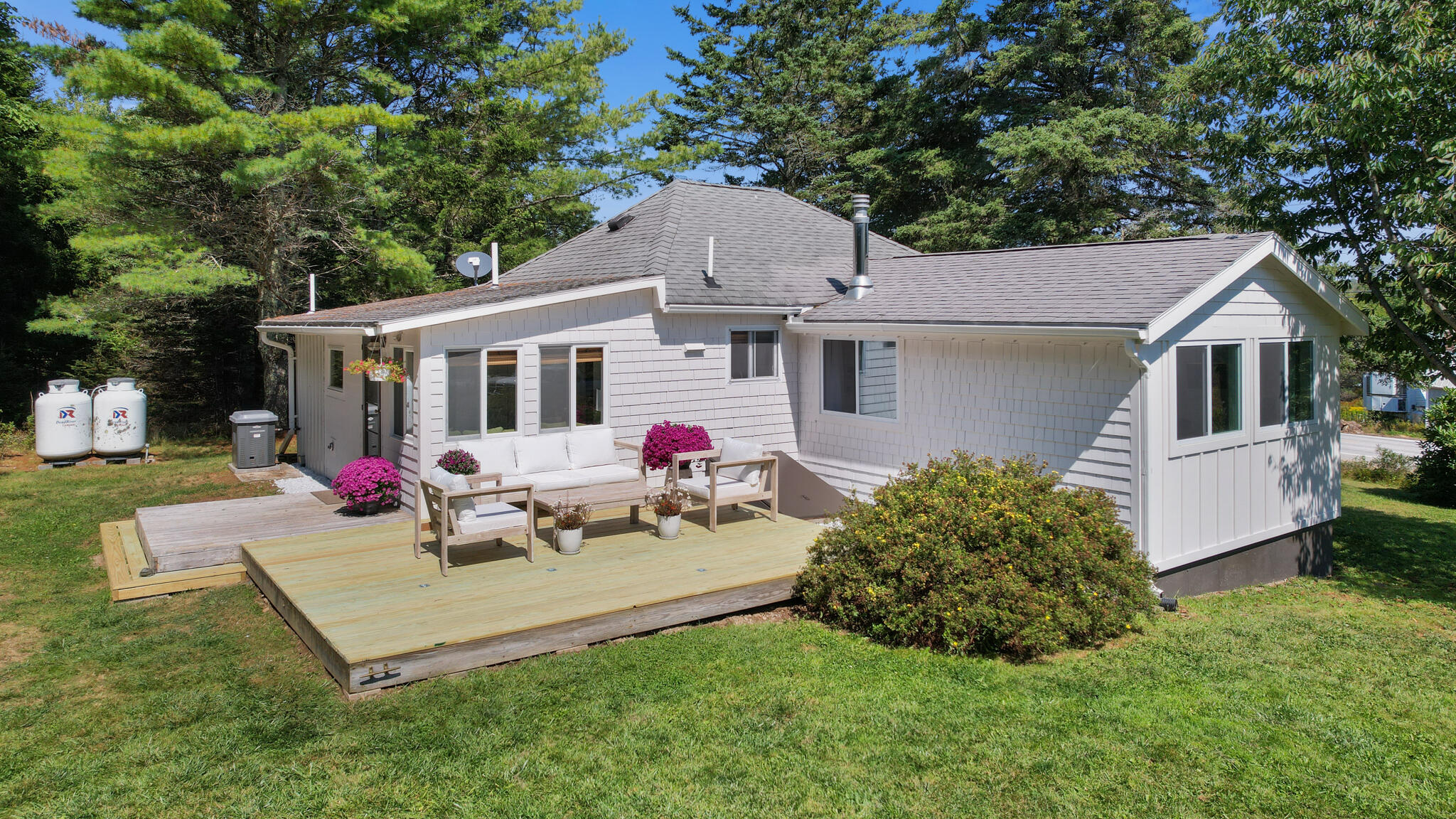 211 Newman Street